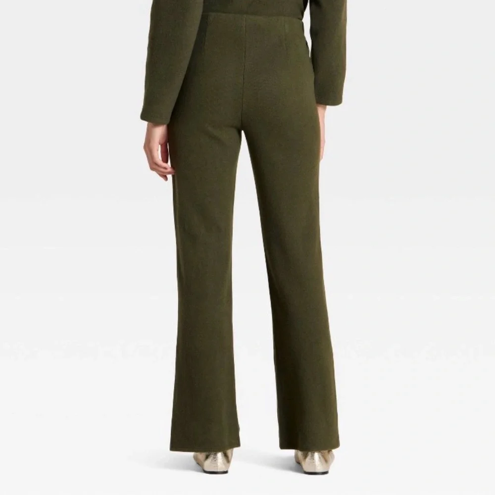 A New Day Dark Green Fleece Pants - Picture 6 of 7